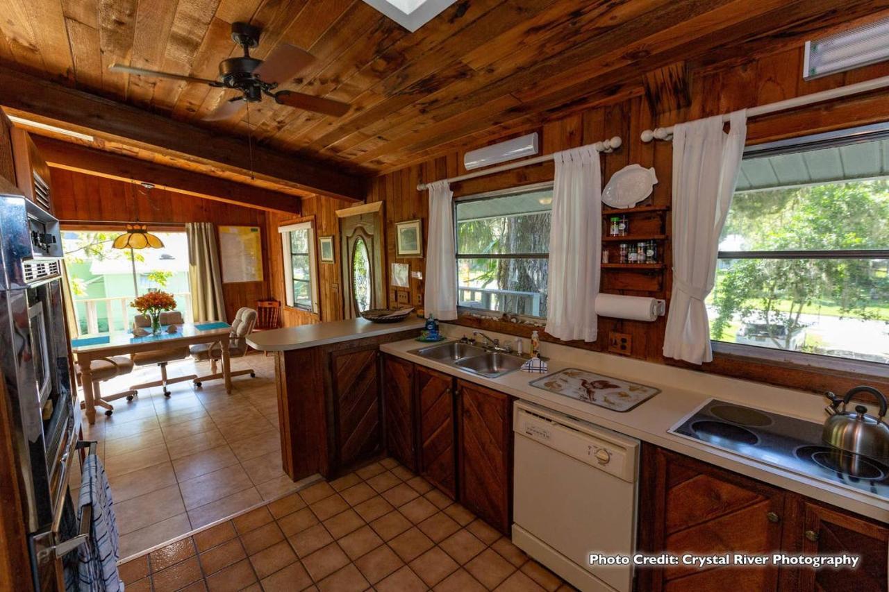 Riverfront Treetop Bungalow Homosassa Exterior foto